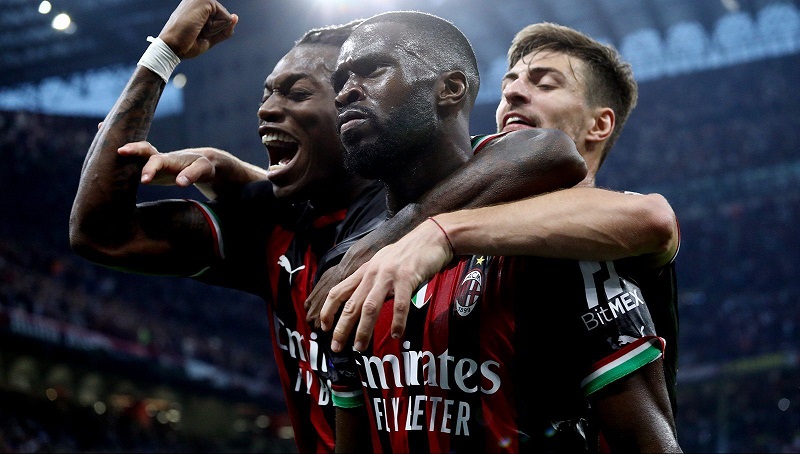 Enestående prestasjon av AC Milans unge spillere